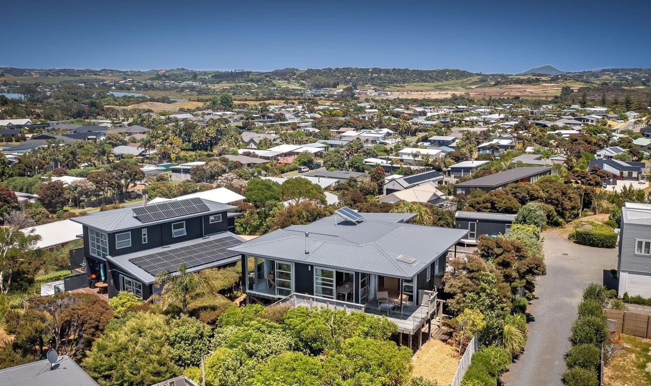 40 Moir Point Road, Mangawhai Heads, Mangawhai - Carousel 2