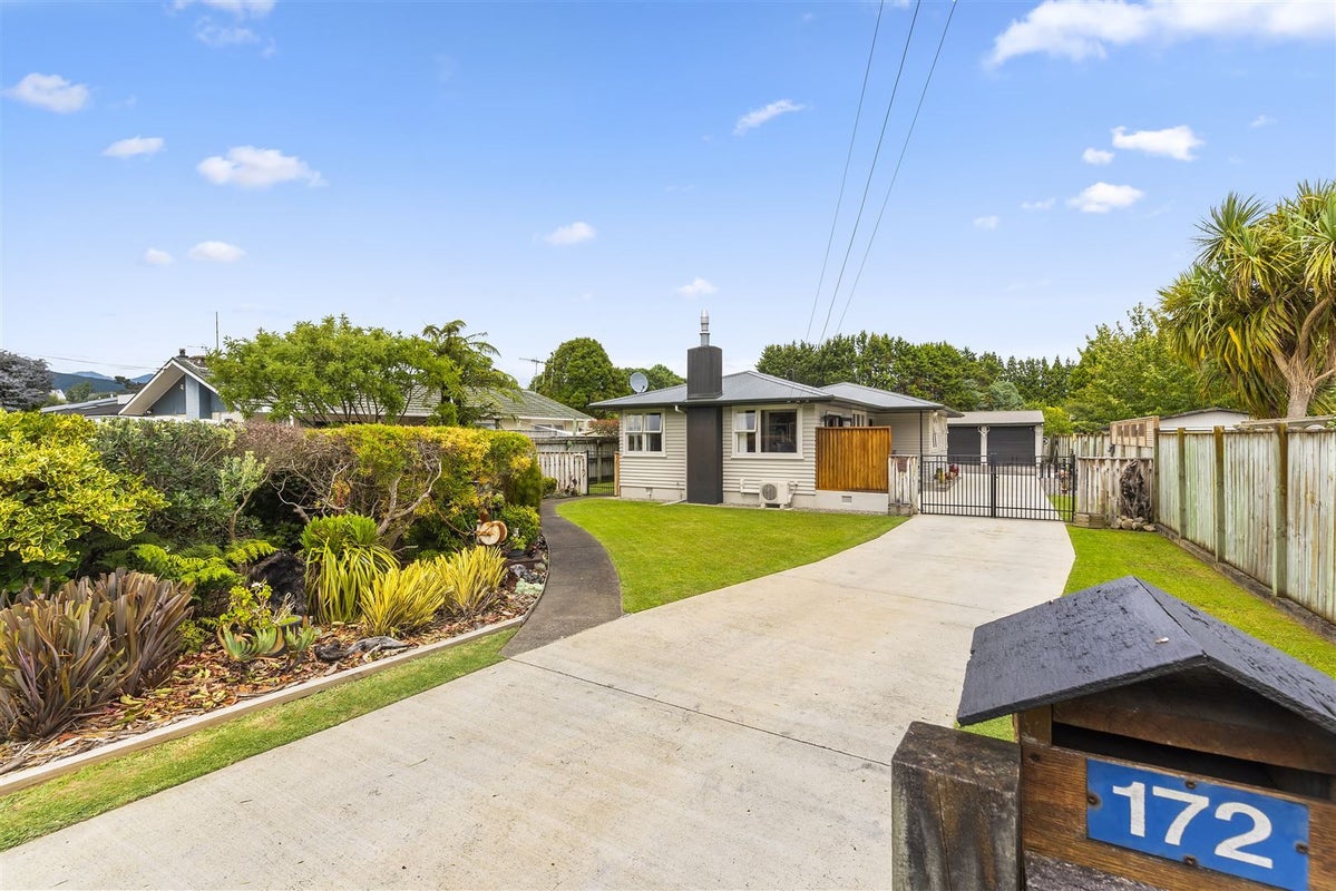 172 Roslyn Road, Levin, Levin - Carousel 1