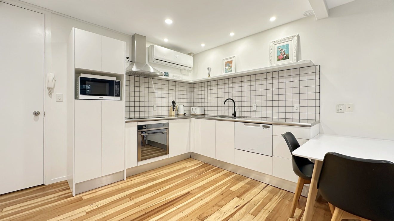 20C Kitchener Street, Auckland Central, Auckland - Carousel 2