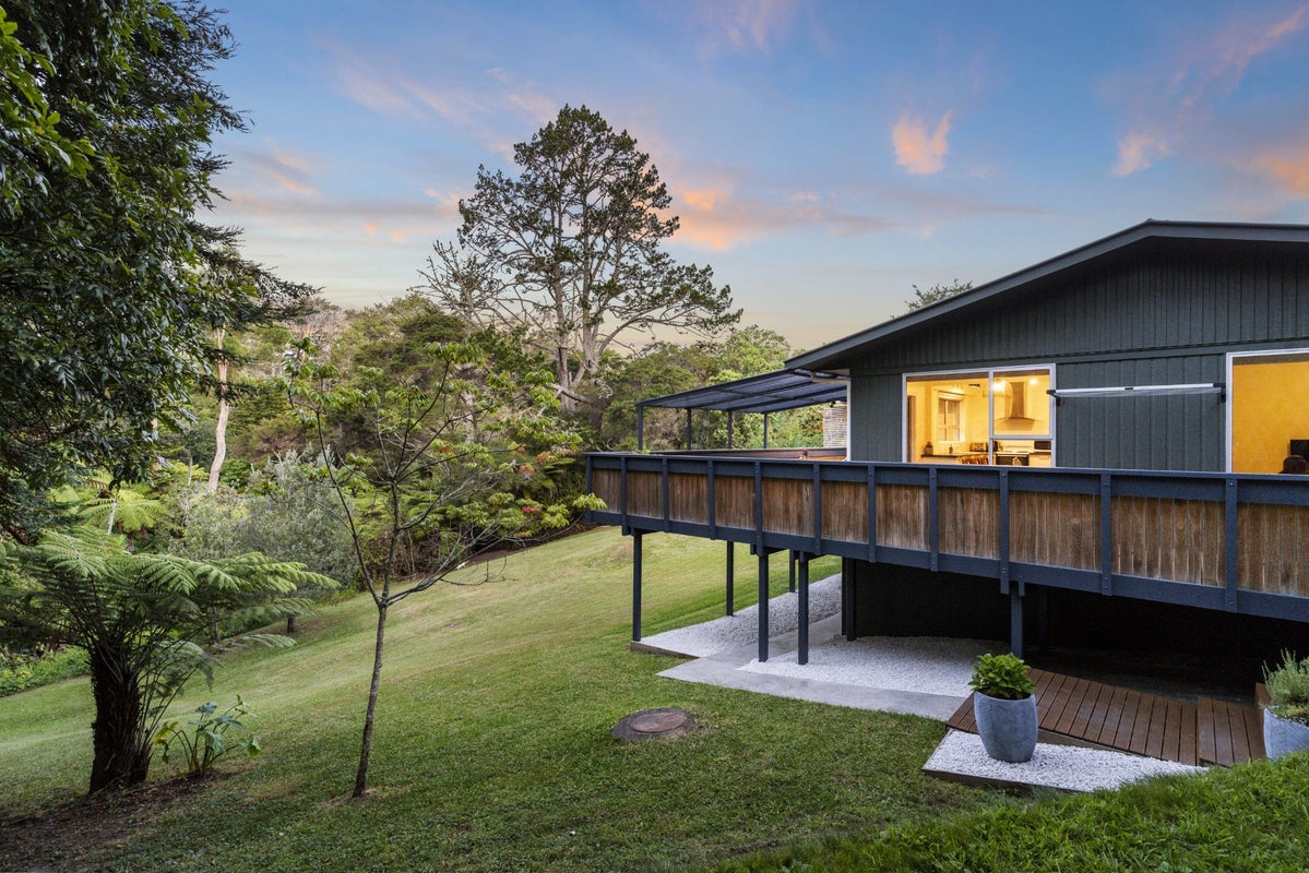 145A Don Buck Road, Massey, Auckland - Carousel 1