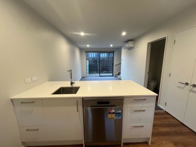 5/20 Fitzherbert Road, Wainuiomata, Lower Hutt - Carousel 2