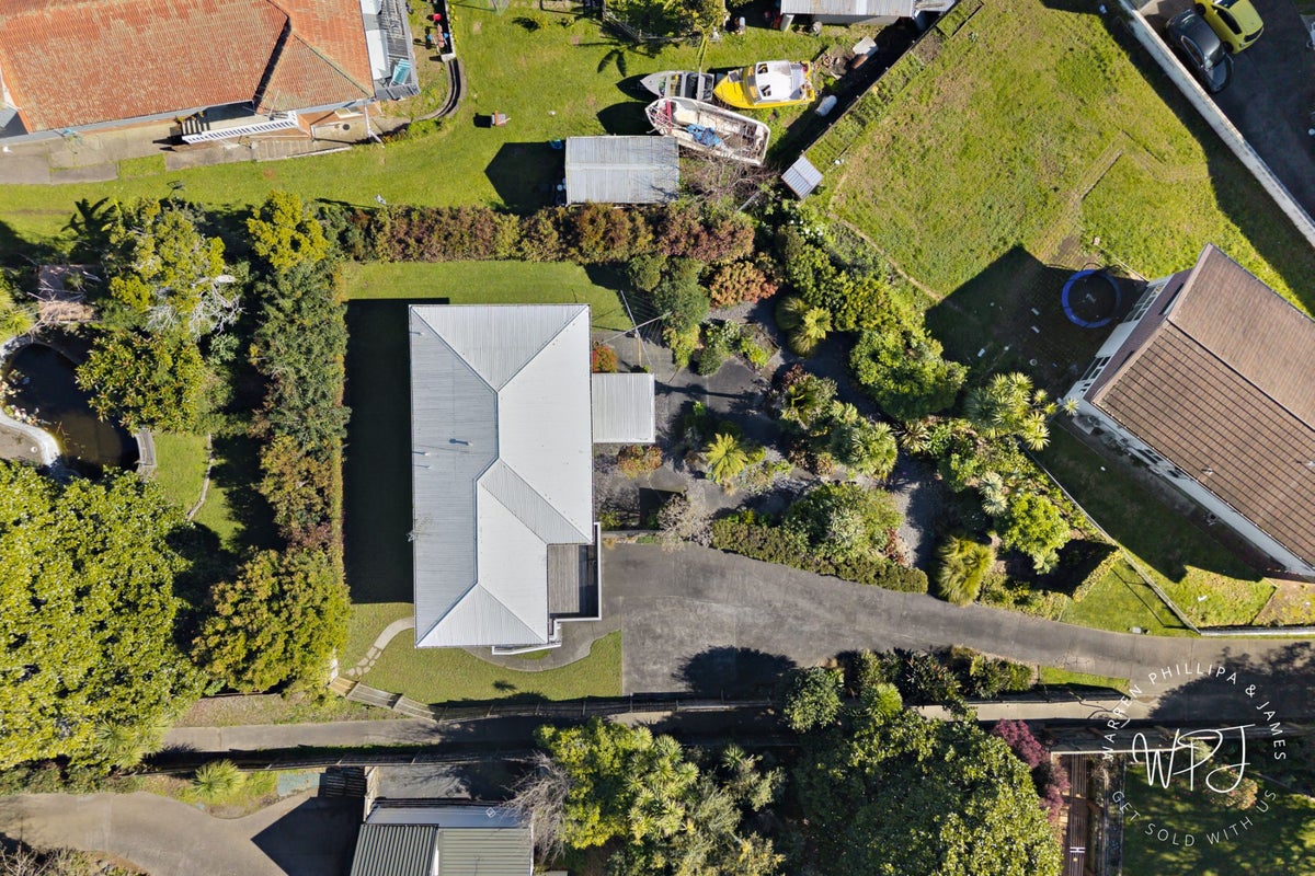 15 Patricia Place, Hillpark, Auckland - Carousel 30