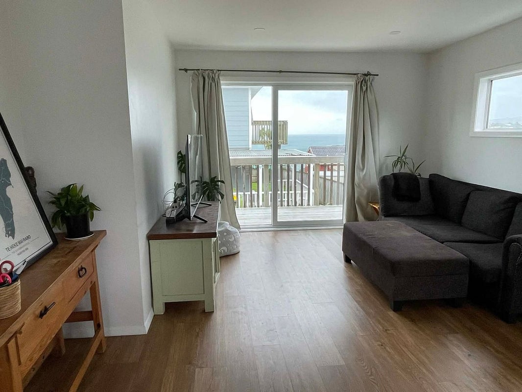 43 Matatiro Street, Titahi Bay, Porirua - Carousel 1
