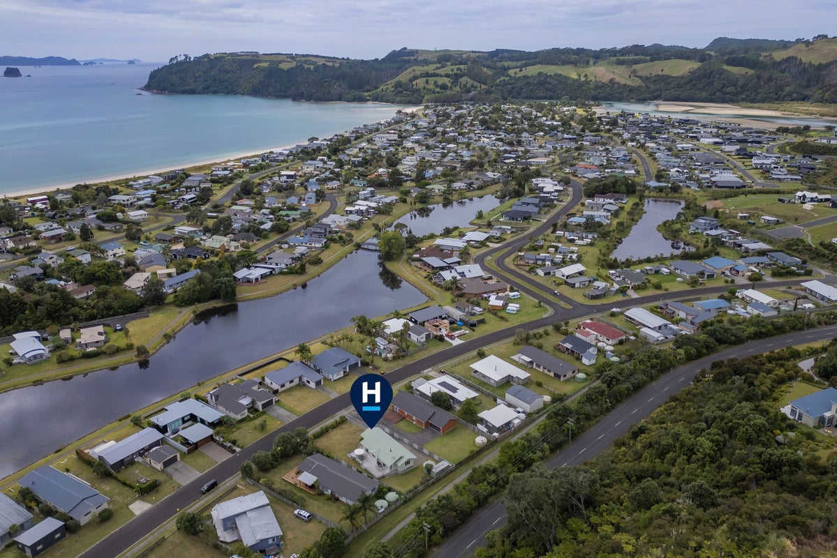 34 Scott Drive, Cooks Beach - Carousel 33
