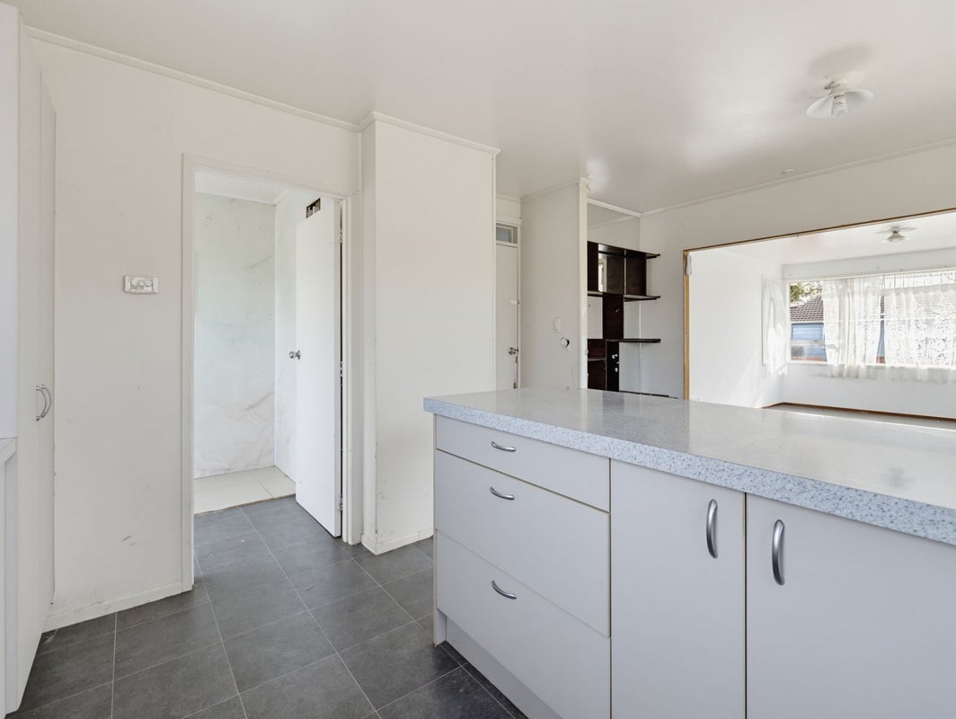 374 Roscommon Road, Clendon Park, Auckland - Carousel 2
