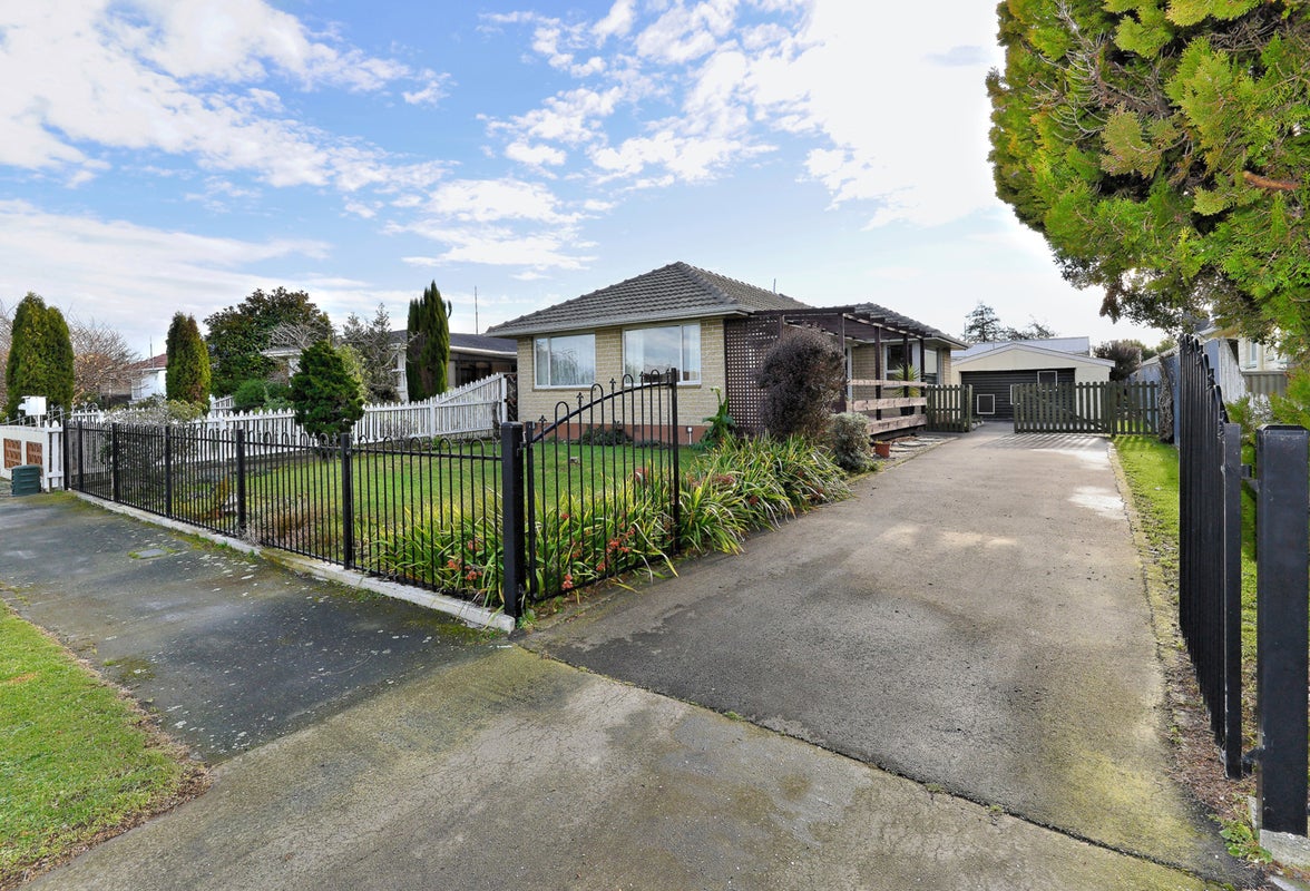 31 Stanton Crescent, Hoon Hay, Christchurch - Carousel 2
