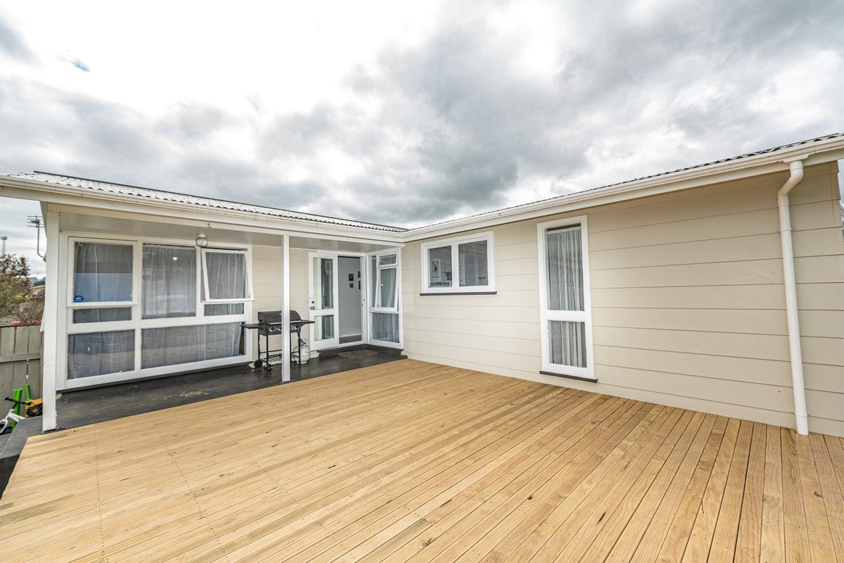 40 Hackett Street, Whanganui East, Whanganui - Carousel 2