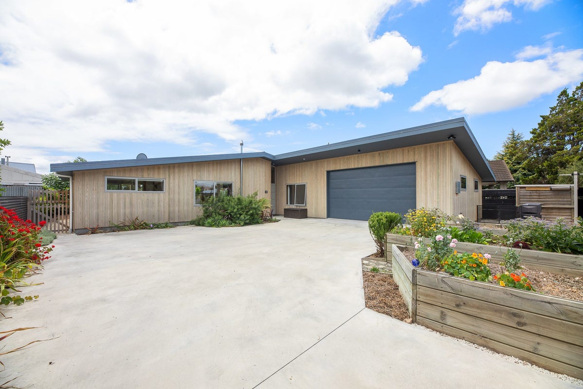 12 Old Renwick Road, Mayfield, Blenheim - Carousel 22