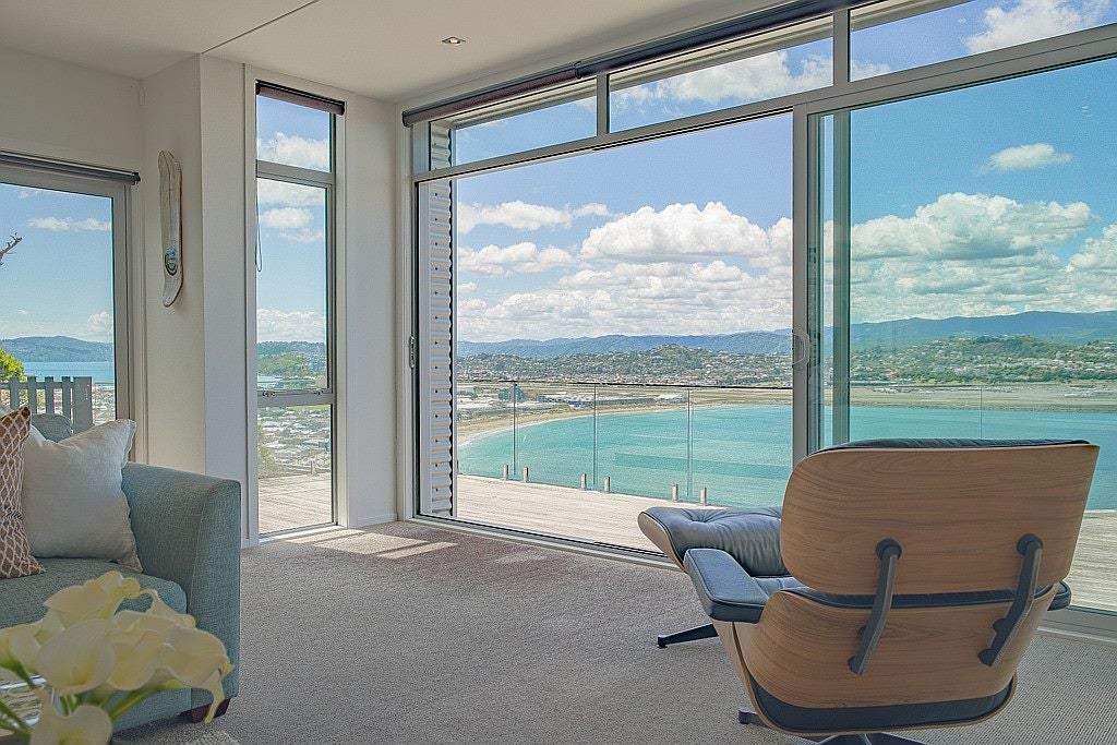 25 View Road, Houghton Bay, Wellington - Carousel 2