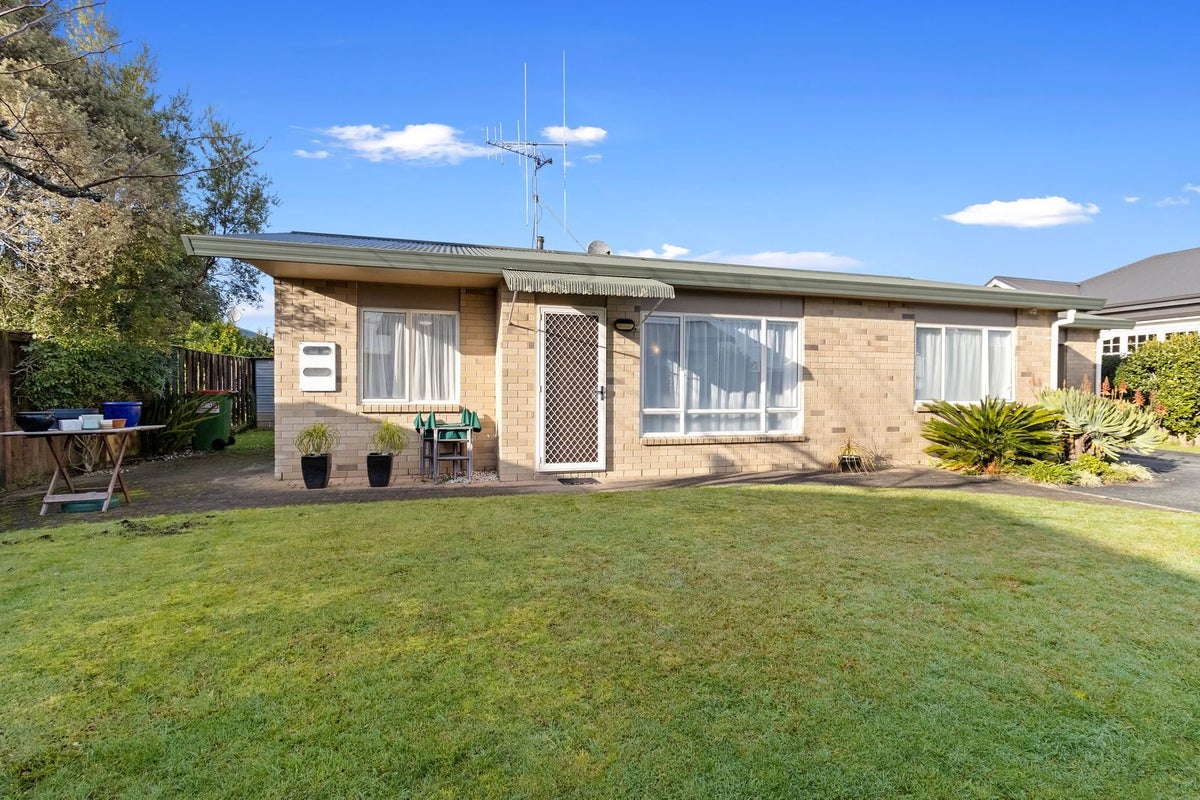 9A Winter Street, Fairfield, Hamilton - Carousel 1