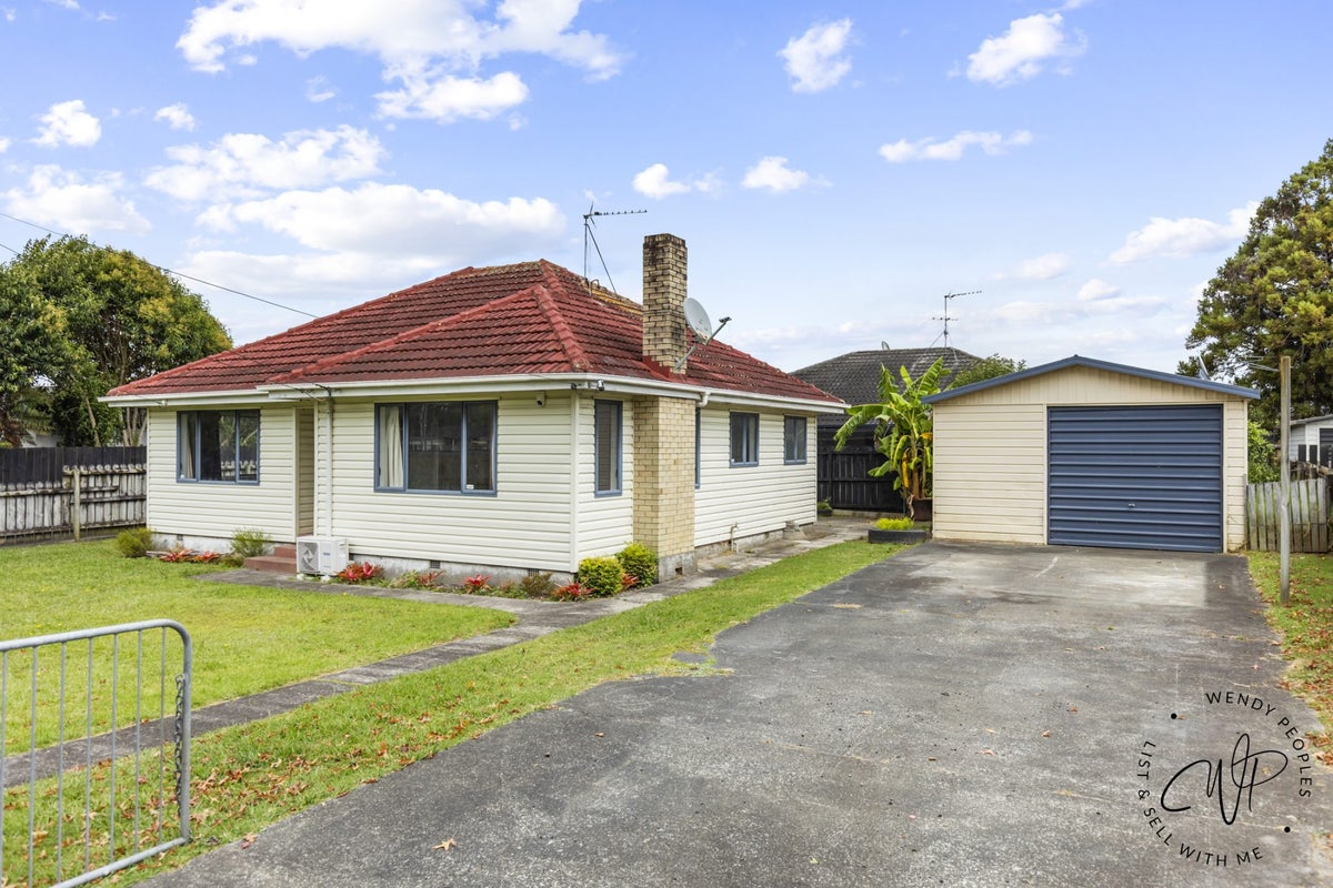 29 Railway Street West, Papakura - Carousel 1