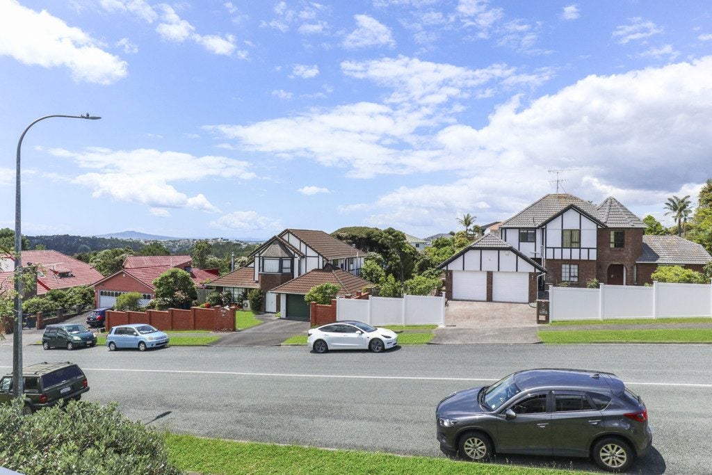 225 Chelsea View Drive, Chatswood, Auckland - Carousel 14