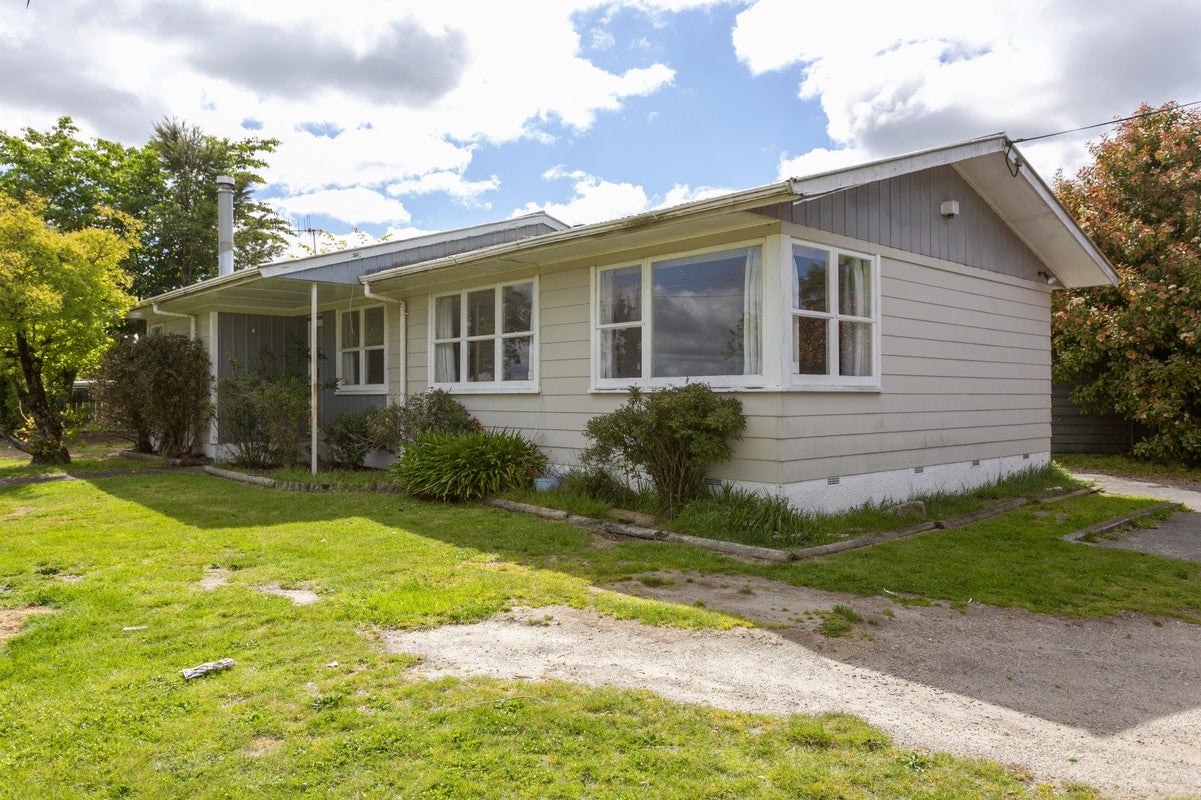 5 Leslie Street, Taupo, Taupo - Carousel 1