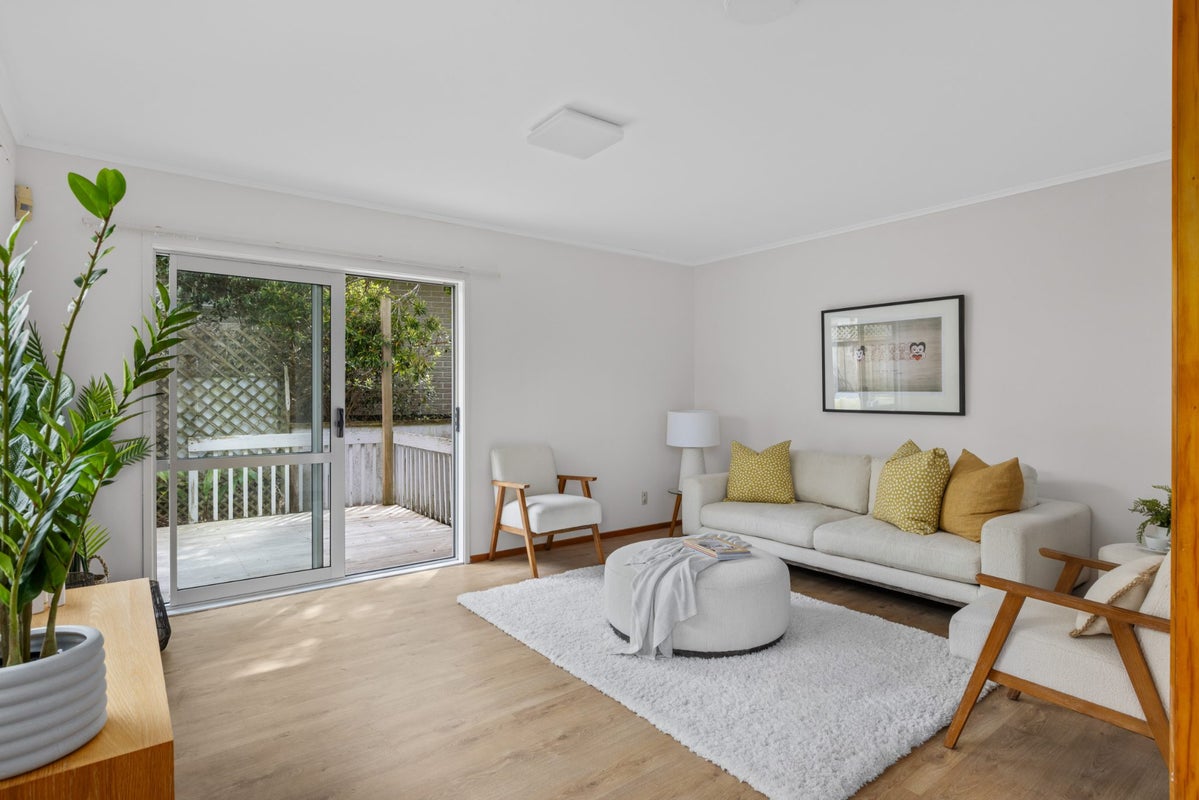 1/114 Canongate Street, Birkdale, Auckland - Carousel 2