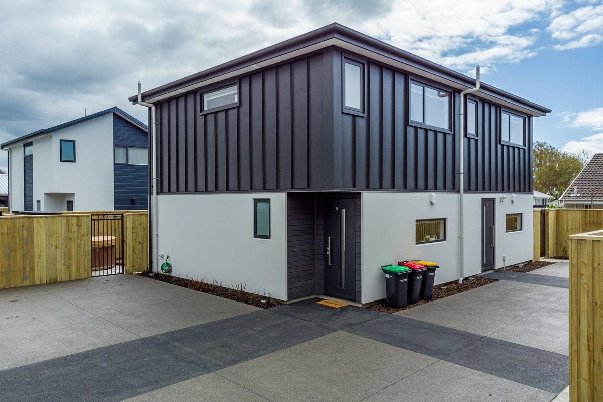 5/17 Frederick Street, Waltham, Christchurch - Carousel 16