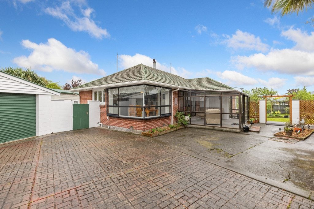 11 Logie Place, Bromley, Christchurch - Carousel 1