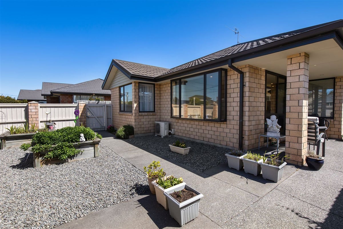 1/23 Sabina Street, Shirley, Christchurch - Carousel 1