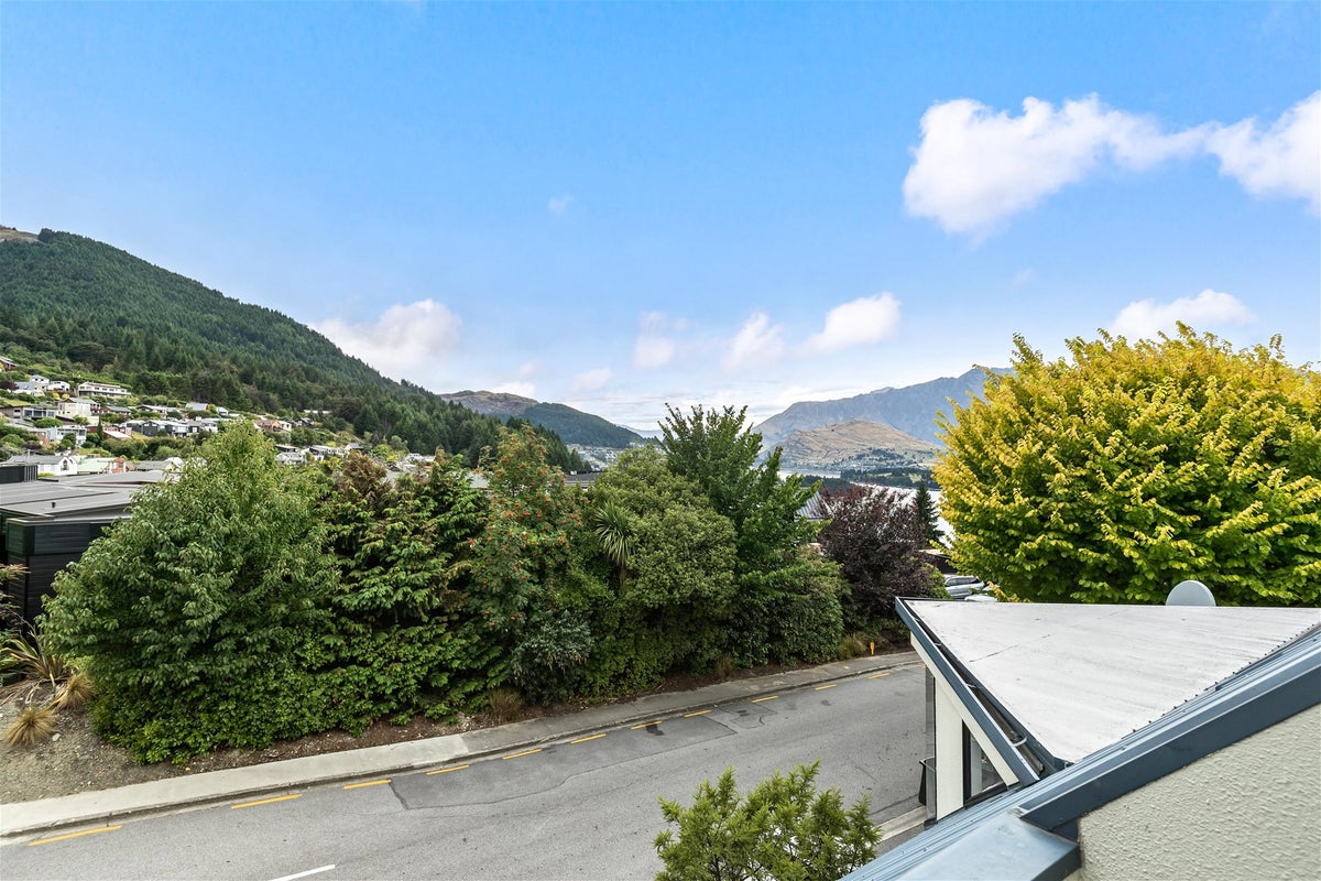 155F Fernhill Road, Fernhill, Queenstown - Carousel 2