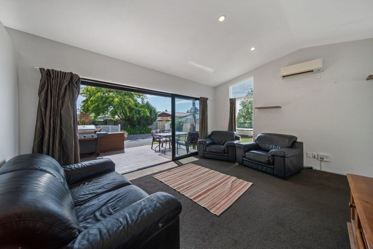39 Orrick Crescent, Avondale, Christchurch - Carousel 2