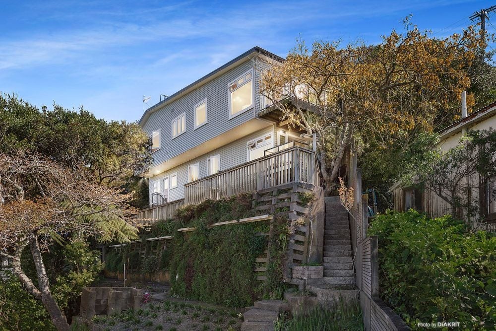 47 Harbour View Road, Northland, Wellington - Carousel 2