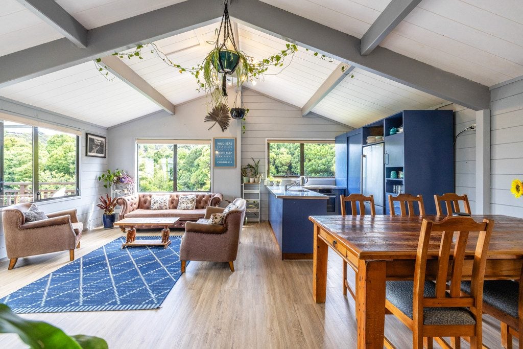 37C Ocean Road, Surfdale, Waiheke Island - Carousel 2