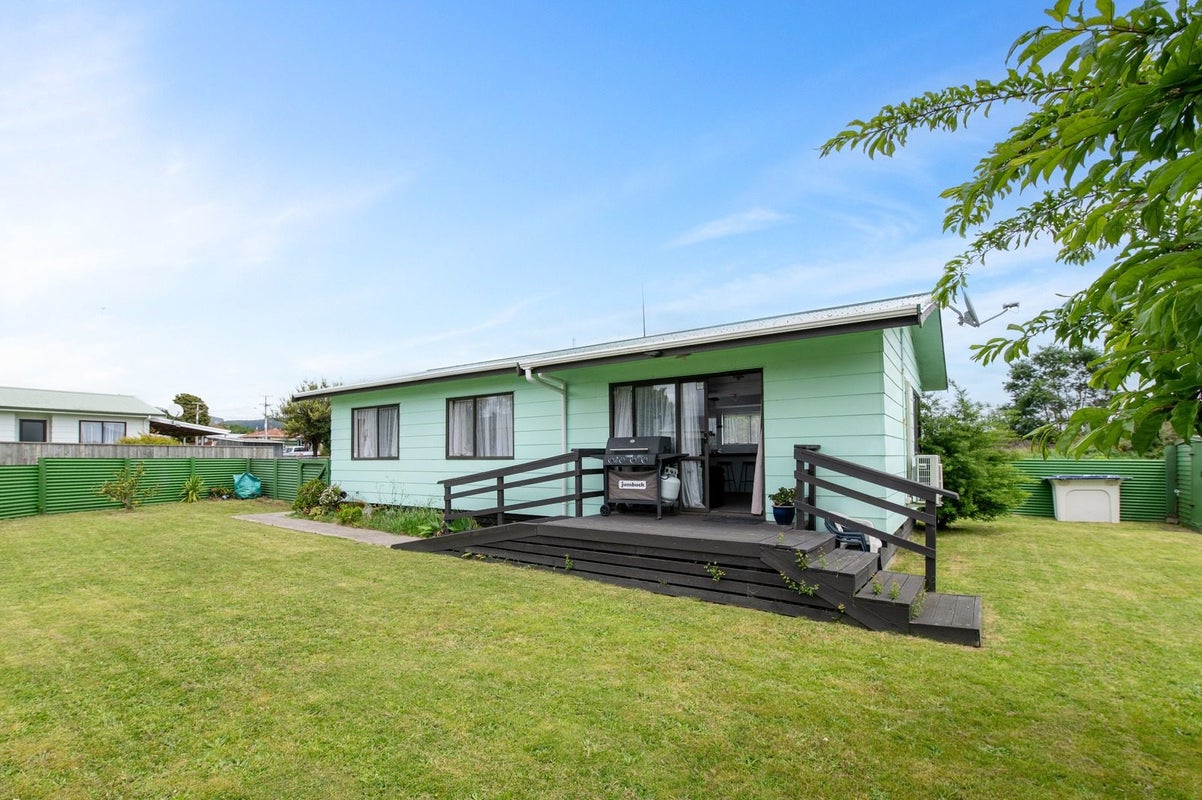 33 Sunrise Avenue, Owhata, Rotorua - Carousel 1