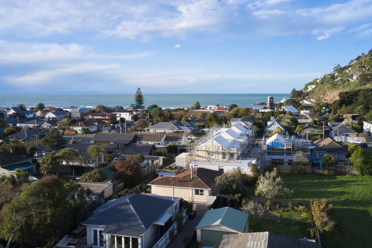 2/79 Wiggins Street, Sumner, Christchurch - Carousel 22