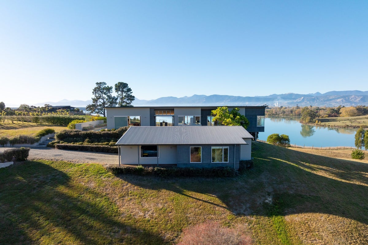 48 Westdale Road, Redwood Valley - Carousel 2