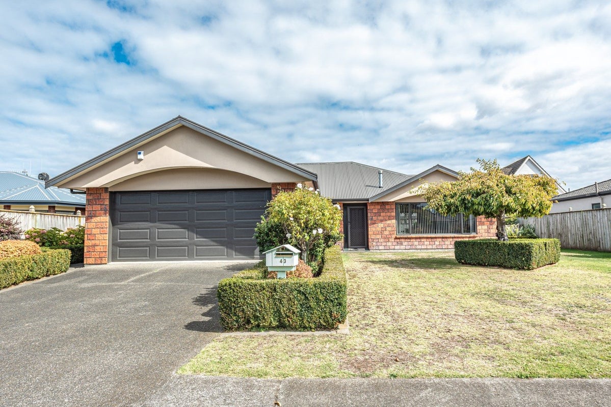 43 Nathan Street, Springvale, Whanganui - Carousel 2