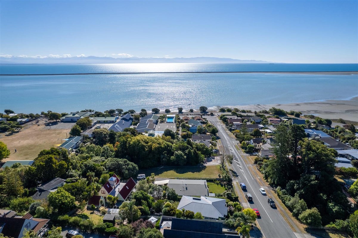 22 Tresillian Avenue, Marybank, Nelson - Carousel 2