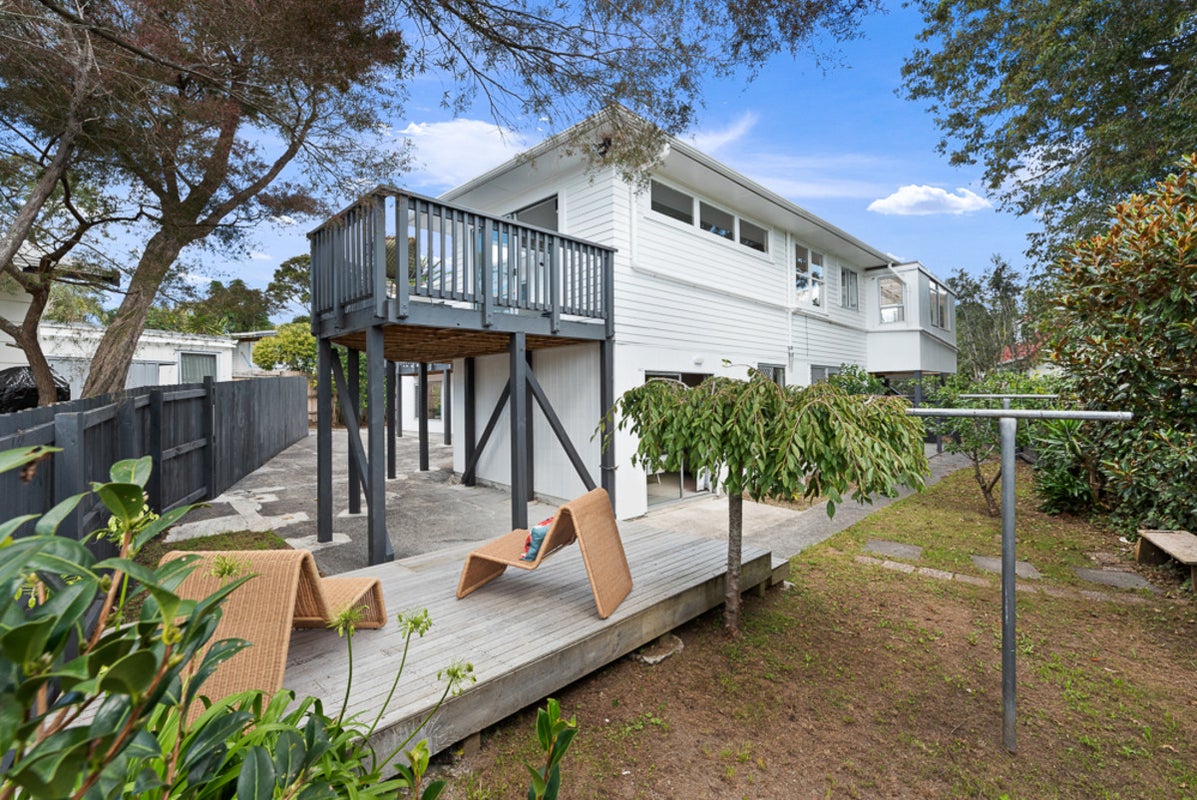 42A Woodglen Road, Glen Eden, Auckland - Carousel 1