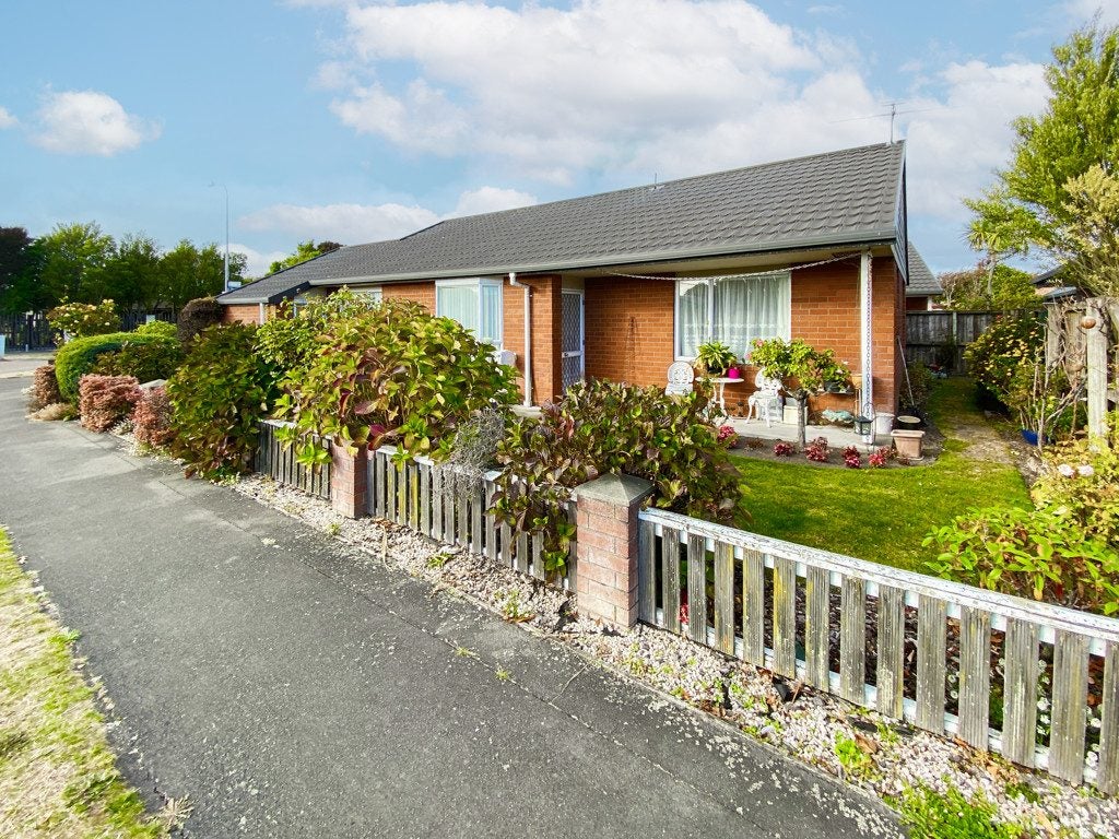 2/71 Donnington Street, Parklands, Christchurch - Carousel 10