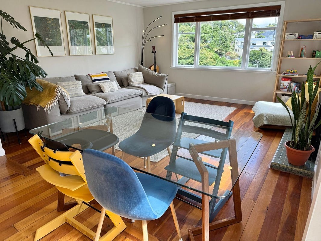 42 Delhi Crescent, Khandallah, Wellington - Carousel 2