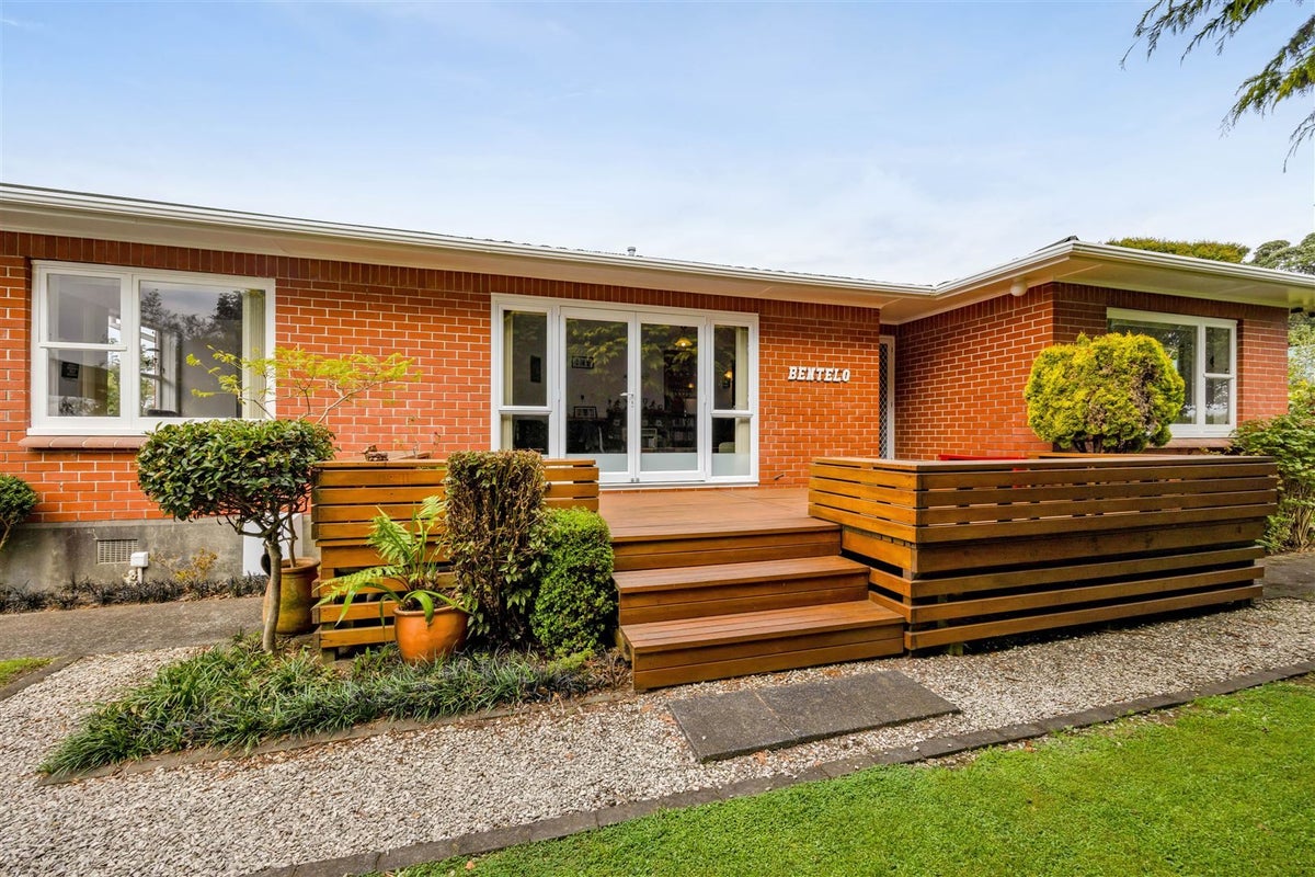 161 Raleigh Street, Brixton, Waitara - Carousel 1