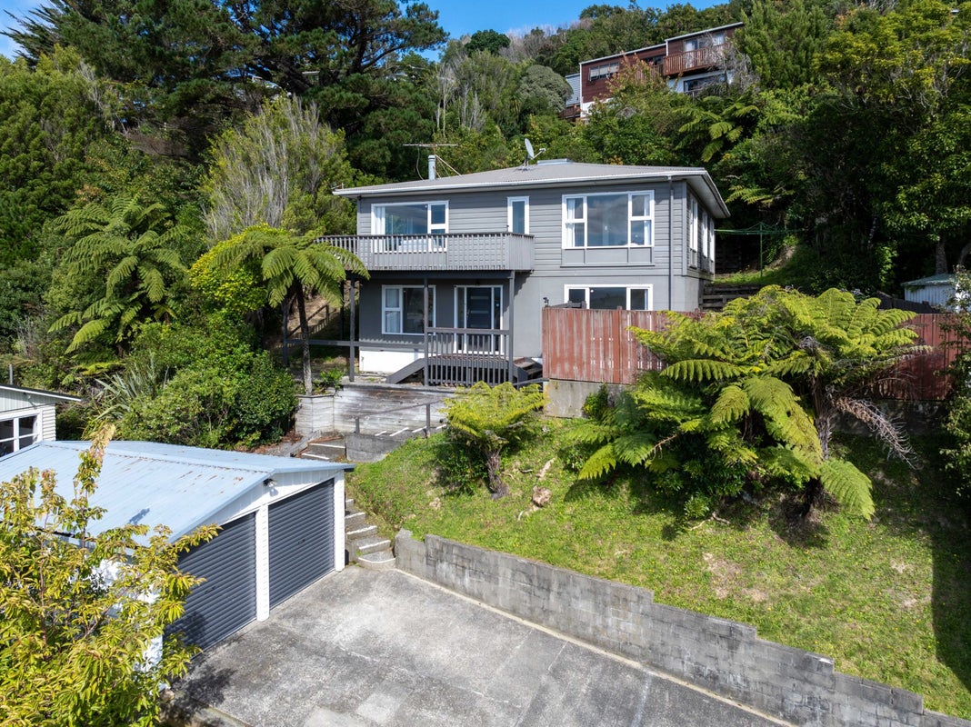 171 Miromiro Road, Normandale, Lower Hutt - Carousel 24