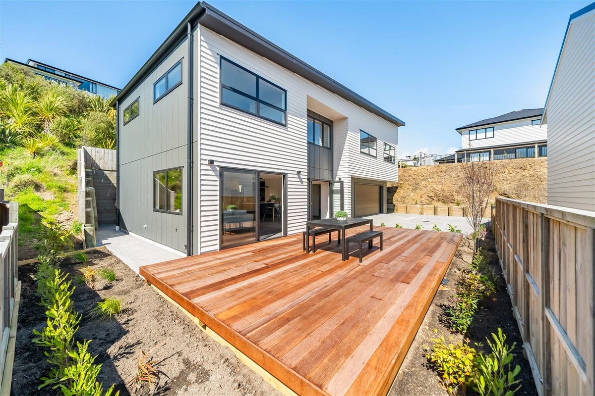 37A Waitaria Terrace, Aotea, Porirua - Carousel 1