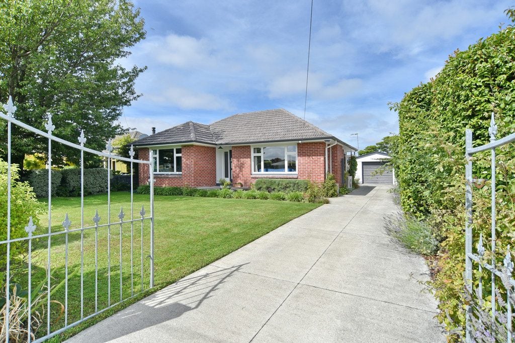 111 Isleworth Road, Bishopdale, Christchurch - Carousel 1
