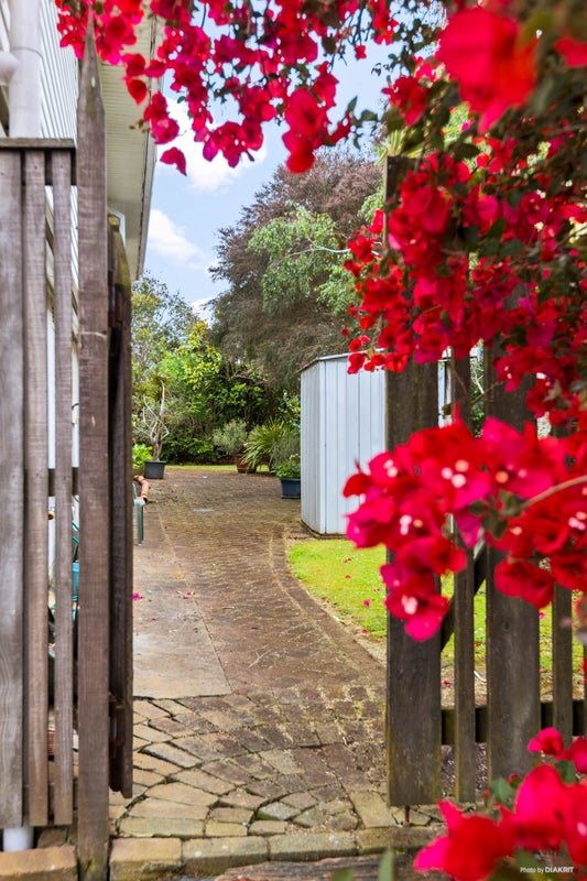 3 Snell Place, Pakuranga, Auckland - Carousel 2