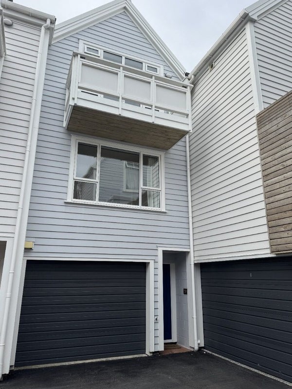 20/35 Pirie Street, Mount Victoria, Wellington - Carousel 1
