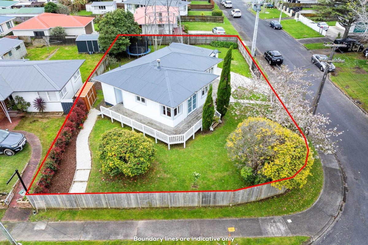2 Undine Street, Pakuranga, Auckland - Carousel 2