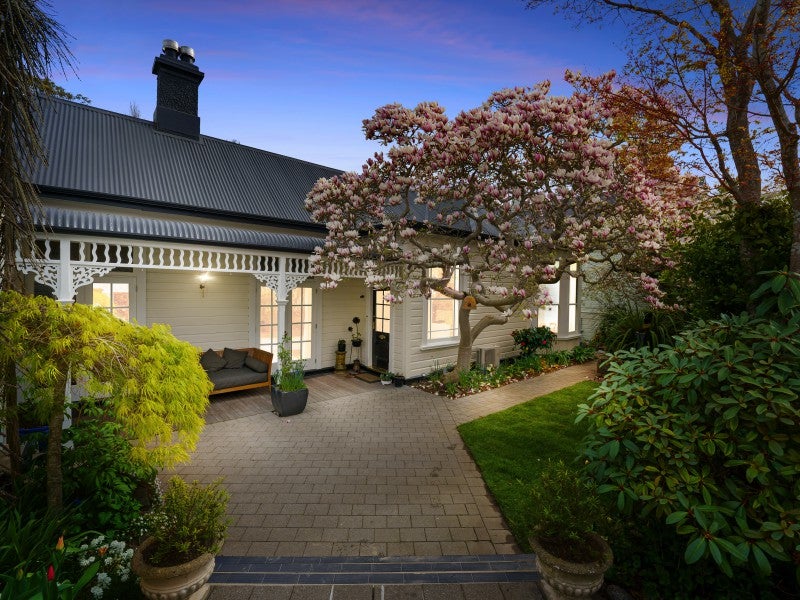 10 Grendon Street, Maori Hill, Dunedin - Carousel 2