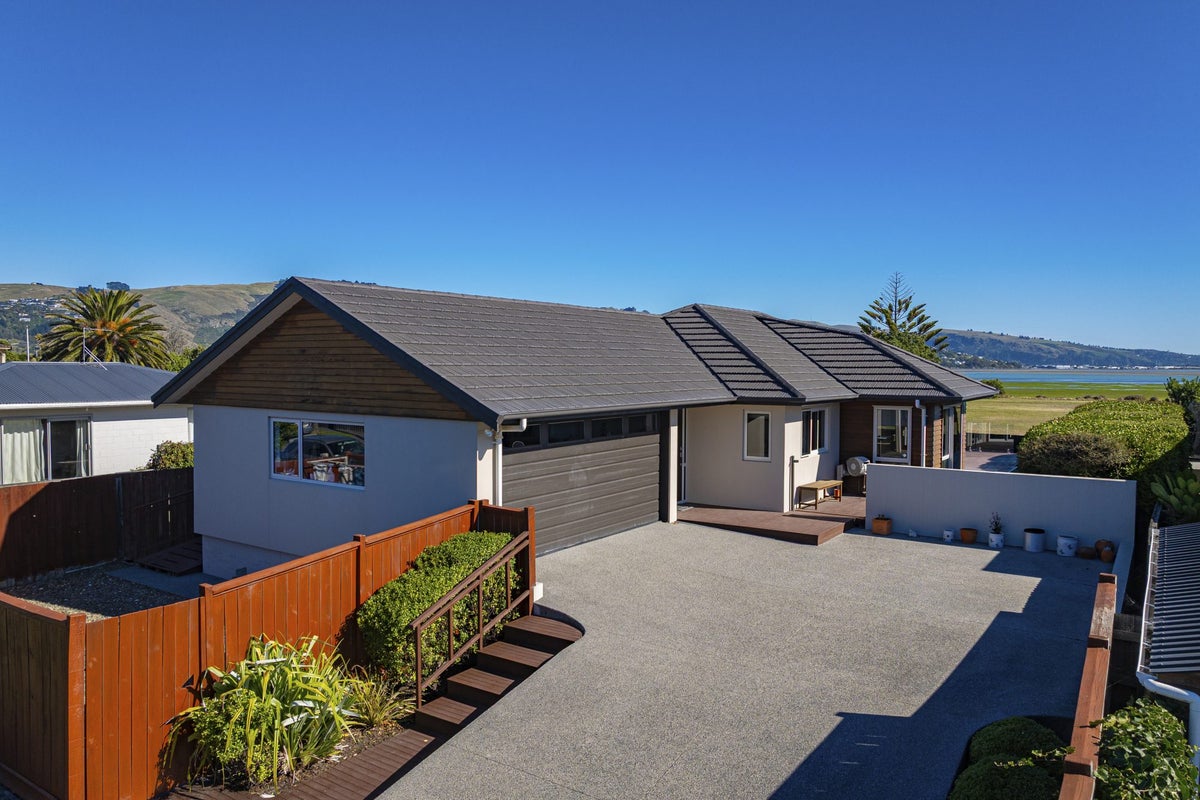 70 Rocking Horse Road, Southshore, Christchurch - Carousel 1