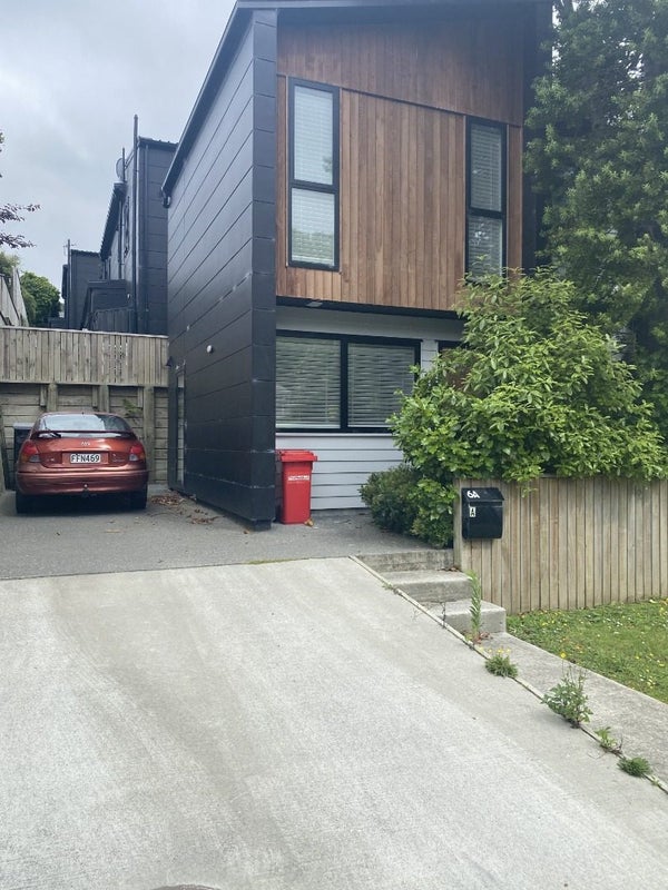 6 Huia Street, Tawa, Wellington - Carousel 2