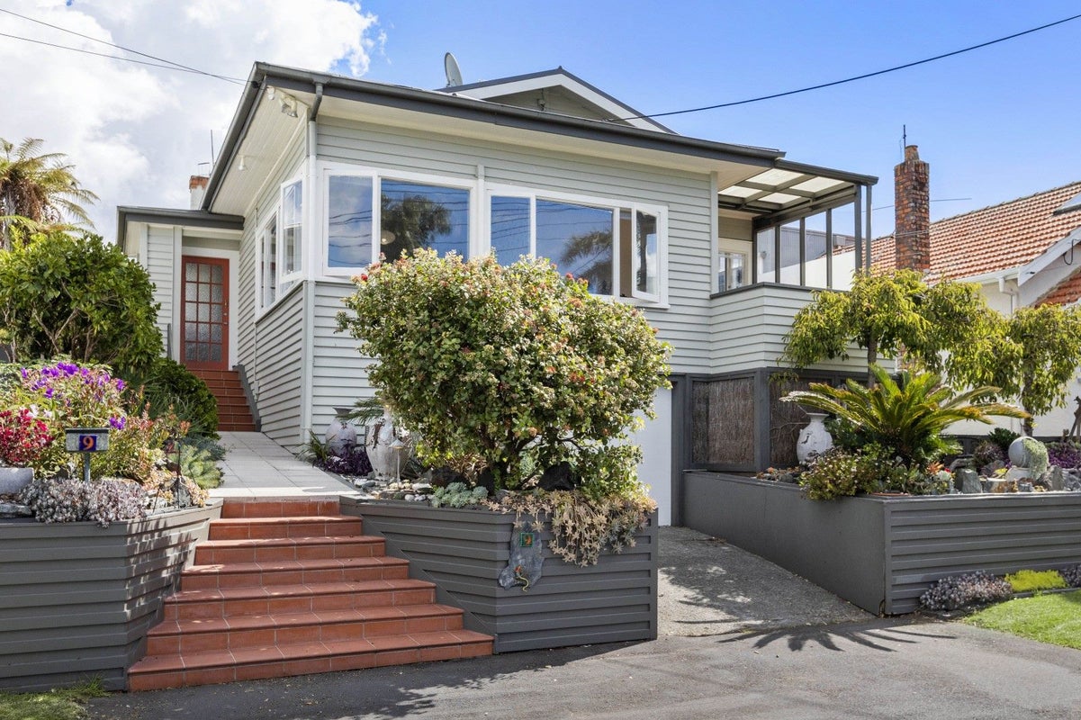 9 Duders Avenue, Devonport, Auckland - Carousel 2