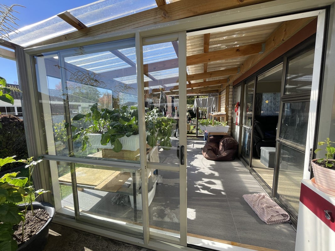325 Hukanui Road, Queenwood, Hamilton - Carousel 2
