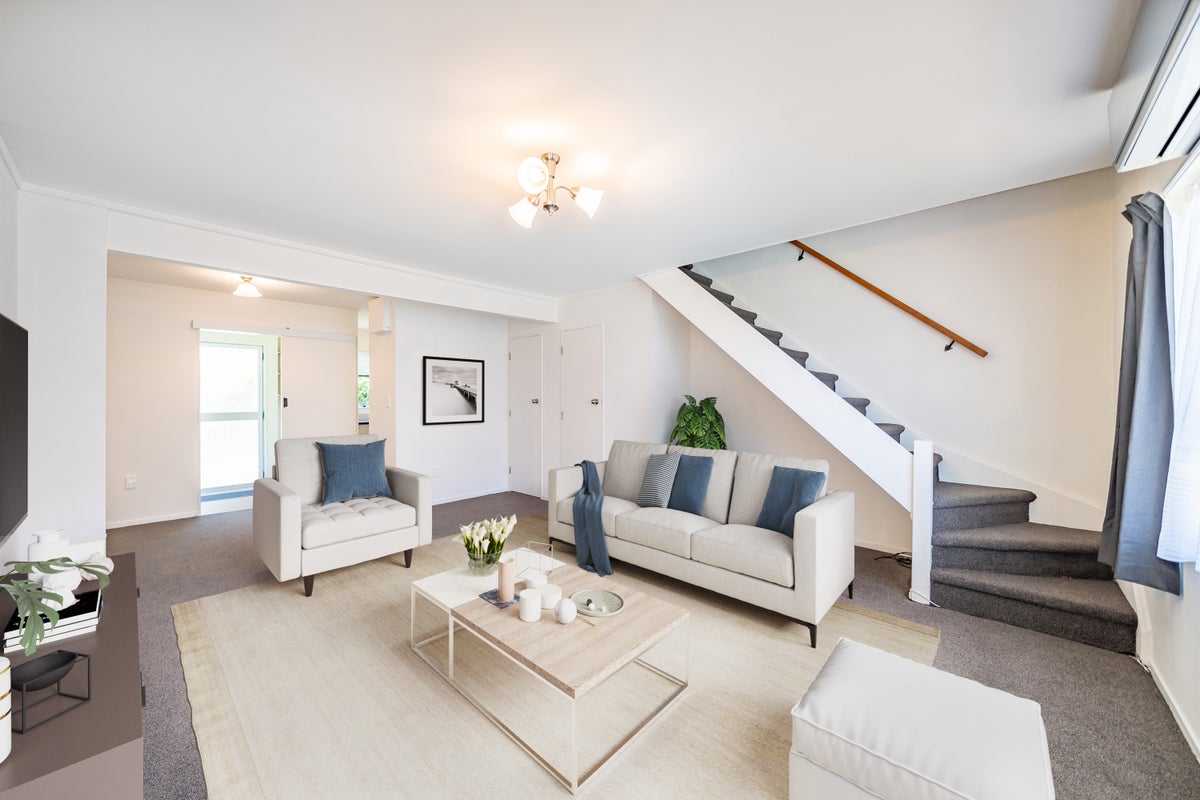 37H PHARAZYN ST, ALICETOWN, LOWER HUTT - Carousel 2