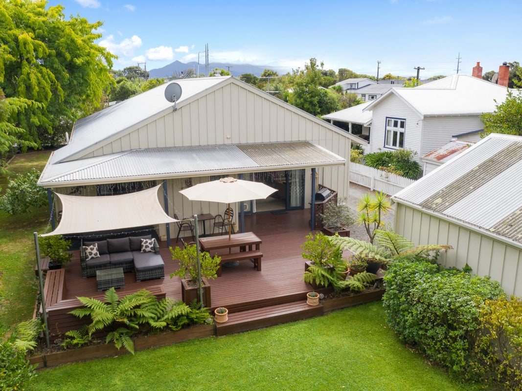 11 Grady Street, Mayfield, Blenheim - Carousel 1