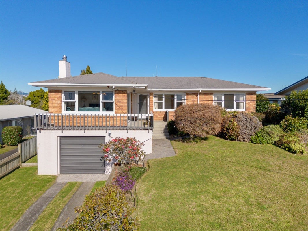 6 Jefferson Place, Brookfield, Tauranga - Carousel 1