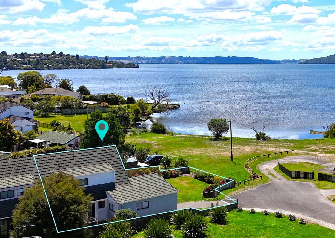 8 Raukura Place, Koutu, Rotorua - Carousel 2
