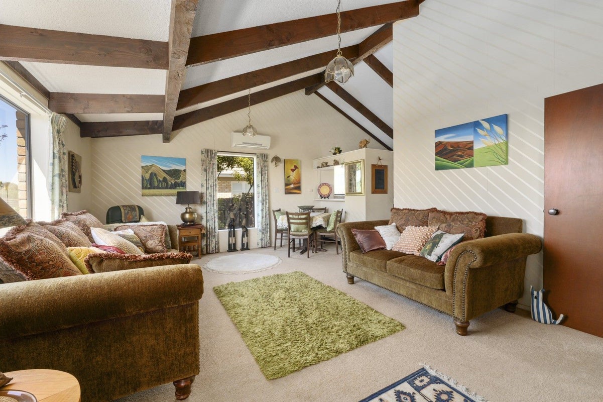 30A Hinton Avenue, Forest Lake, Hamilton - Carousel 1